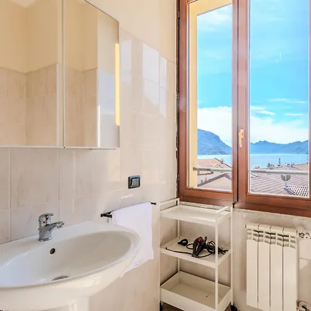 公寓 Piazza San Giuseppe-7 By Interhome *
